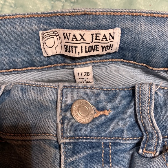 JEANS - Picture 3 of 3